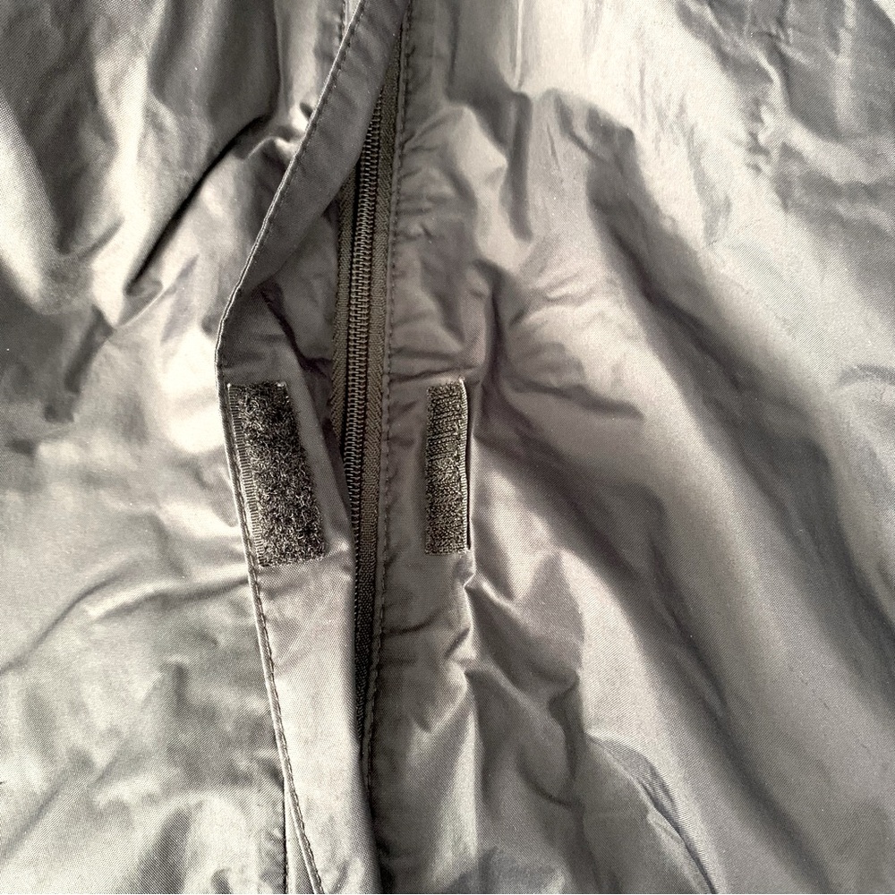 Columbia Omni-Tech Hooded Windbreaker Jacket - Picture 6 of 7